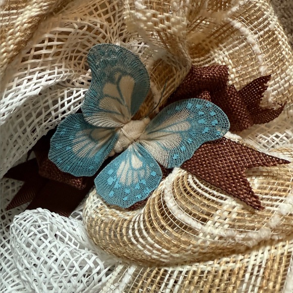 NEW Handmade Deco mesh Butterfly Wreath - Picture 5 of 7